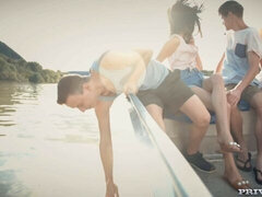 Úžasné, Blondýna, Kuřba, Na pejska, Honění, Výprask, Pička, Kozičky