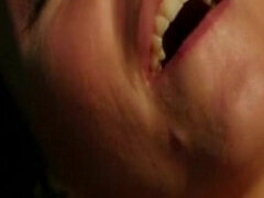 Anális szex, Tekintélyes didik, Cumizás, Gesztenyebarna, Ondó fröcskölés, Kőkemény, Régebbi évjáratú pornó