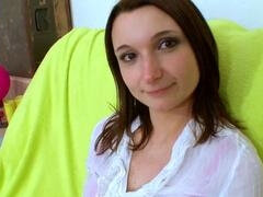 Cougar Melyne Leona gets her honeypot packed while enjoying the beach