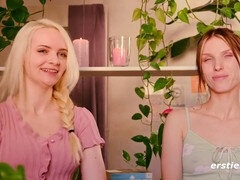 Amatør, Anal, Røv til mund, Give finger, Tysk, Lesbisk, Onani, Tatovering