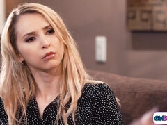 Brunette brune, Plantureuse, Face assise, Lesbienne, Masturbation, Chatte, Rasée, Nénés