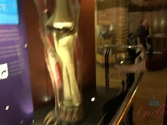 Amatéři, Zadek, Kuřba, Brunetka, Footjob, Vlasaté, Líbání, Piercing