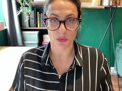 Enthousiasteling, Dominante vrouw, Brillen, Alleen