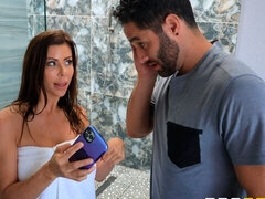 Kúpeľňa, Kuřba, Prichytení, Vlasatej, Milf  mčbp, Kozičky, Voyeur, Vlhká