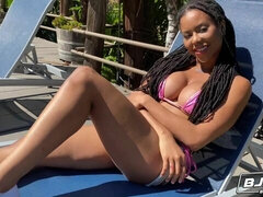 Velké péro, Velké kozy, Ebenové, Honění, Výprask, Masturbace, Milf žcbp, Kozičky