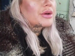 Blond, Milf, Røyker, Tattovering