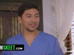 Arzt, Hundestellung, Fingern, Hardcore, Lecken, Muschi, Taboo, Jungendliche (18+)