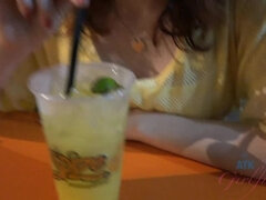 Bad, Braunhaarige, Besamung, Fussjob, Brille, Geschwollene nippel, Muschi, Abendanzug