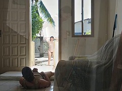 Ερασιτέχνης, Σαδομαζοχιστικό, Ζευγάρι, Κερατάς, Πόδια, Γυναικεία επιβολή, Γλείψιμο, Η σύζυγος