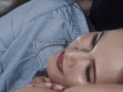 Velike joške, Rjavolaska, Busty, Erotično, Hardcore, Lezbijke, Naravne joške, Joške