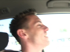 Grote mammen, Blond, Sperma in gezicht, Hardcore, Moeder die ik wil neuken, Natuurlijk, Trio