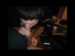 Amatör, Avsugning, Brunett, Hemmagjord, Tonåring, Trekant