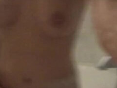 18 ans, Amateur, Salle de bains, Allemand, Douche, Adolescente, Nénés