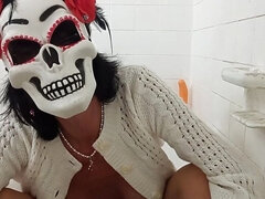 Amatéři, Americké, Koupelna, Velký klitoris, Velké kozy, Masturbace, Kouření, Sólo