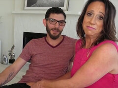 Anális szex, Erotikus, Arcra élvezés, Házi készítésű, Érett koros, Érett feleség, Anyuci, Begyek