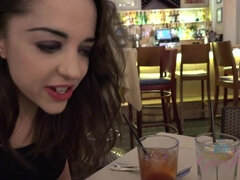 Rumpa, Svart, Avsugning, Brunett, Latina, Fitta, Kjol, Retas