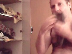 Arcra élvezés, Meleg, Maszti