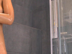 18 jahre, Leie, Asiatisch, Braunhaarige, Nackt, Dusche, Solo, Titten