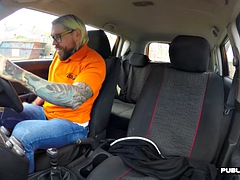 Brytyjski, Samochód, Puszysta, Hardcore, Pirsing, Publiczny, Student, Tatuaż