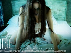 Hálószoba, Hatalmas hátsó, Monumentális dákó, Cumizás, Gesztenyebarna, Kutya póz, Természetes mellek, Begyek