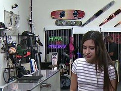 Enthousiasteling, Aziatisch, Pijpbeurt, Bruinharig, Klein, Tieten likken