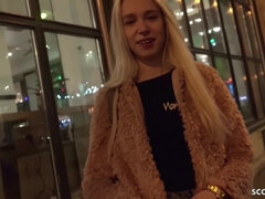 18, Stor kuk, Snopp, Ansiktsbehandling, Tysk, Mager, Tonåring, Tuttar