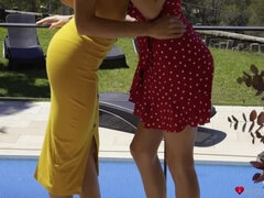 Μεγάλα βυζιά, Ξανθιά, Αυτοκίνητο, Μαλακία με το δάχτυλο για γυναίκες, Λεσβία, Πισίνα, Μουνί, Βυζιά