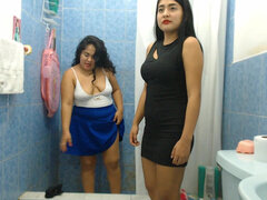 Leie, Fetisch, Latina, Lesbisch, Nylon, Höschen, Pissen, Flotter dreier