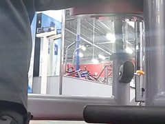 Grosse bite, Tir de sperme, Homosexuelle, Gym, Masturbation, Public, Solo