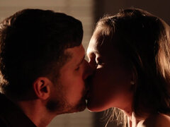 Kuřba, Brunetka, Honění, Hardcore, Hd, Výprask, Pička, Vyholené