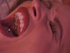 Duże cycki, Brunetka, Wytrysk, Palcówka, Hardcore, Bielizna