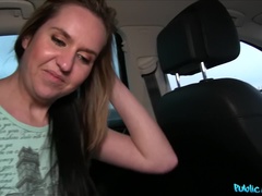 Amatør, Pik sutte, Bil, Hundestilling, Udendørs, Pov, Offentlig, Fisse