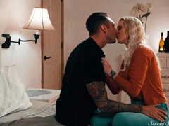 침실, 큰 엉덩이, 큰 음경, 큰 가슴, 금발의, 오랄섹스, 도기스타일, 밀프