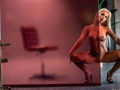 Traseiro, Loiroa, Boquiaberta, Lingerie, Masturbação, Piercing, Meias finas, Tetas