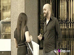 Большой член, Застукали, Вечеринка