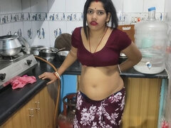Sexy Indian Housewife Enjoy with Her Room Owner When She Is Cleaning Room