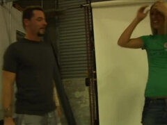 18 jaar, Anaal, Blond, Sperma in gezicht, Tiener, Trio, Tieten likken