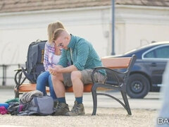 Tyłek, Niemowlę, Samochód, Styl na pieska, Masturbacja, Naturalne cycki, Na wolnym powietrzu, Tatuaż