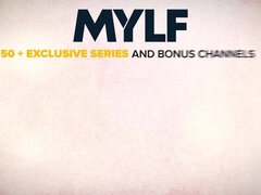 Cougar, Facesitting, Hardcore, Lesbica, Leccata, Figa, Rasata, Tette