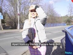 Amatør, Blond, Britisk, Dype svelg, Europeisk, Naturlige bryster, Synsvinkel, Offentlig