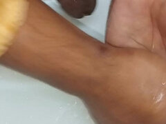 Amatőr, Fürdőszoba, Egyedül