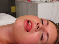 18 χρονον, Μελαχροινή, Αυνανισμός, Φυσικά, Έφηβος