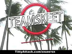 Veľké kozy, Hd, Japonské, Latinskej, Prirodzené prsia, Vonku, Bazén, Kozičky