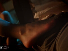 Röv slick, Avsugning, Brunett, Ansiktsbehandling, Handjobb, Slick, Fitta, Rider