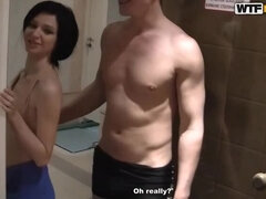 Braunhaarige, Spermaladung, Aufs gesicht abspritzen, Hd, Dürr, Flotter dreier