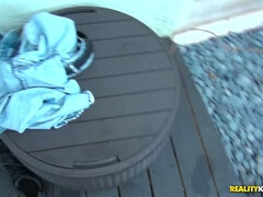 Blondin, Avsugning, Långt ner i halsen, Ansiktsbehandling, Verklighet, Rakad, Mager