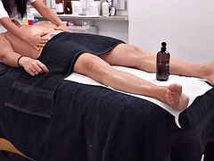 Erotic massage in the cabin while the woman waits outside, final in the mouth