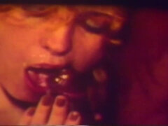 Boquete, Gozar na boca, Interracial, Mãe gostosa, Orgia, Xoxota, Vintage