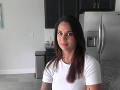 Pranks My Stepmom And Finally Humped