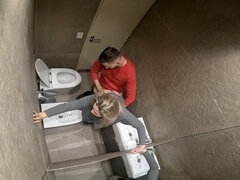 Amateur, Sucer une bite, Faciale, De plein air, Petite femme, Public